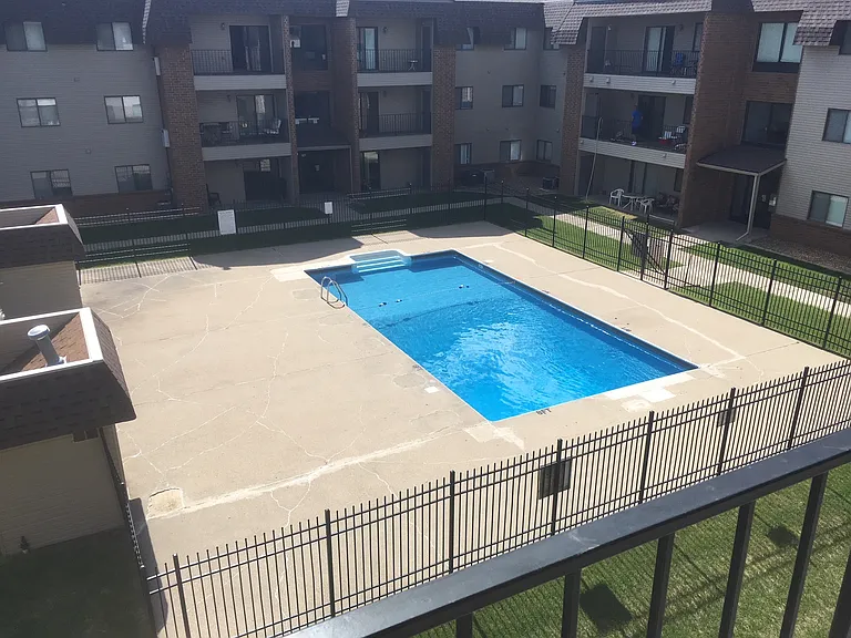1727 N Grandview Ln #313 — Photo 5