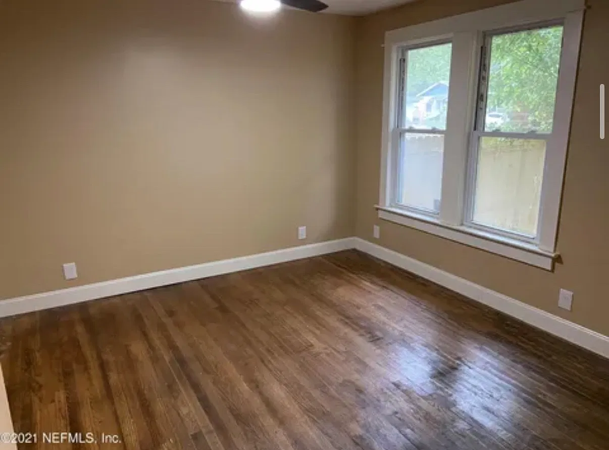3 bed, 1749 sqft, $2,100 — Photo 4