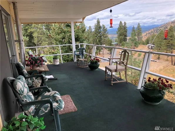 250 Ridge Loop Rd, Cle Elum, WA 98922