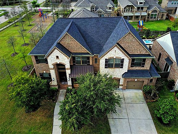 5th image of 27907 Moss Fern Dr