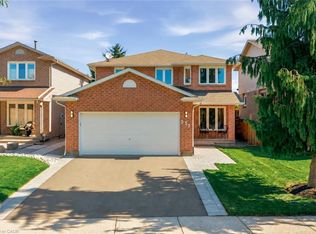 551 Deerhurst Dr, Burlington, ON L7L 5V9