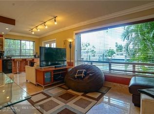 1525 SE 15th St APT 4, Fort Lauderdale, FL 33316
