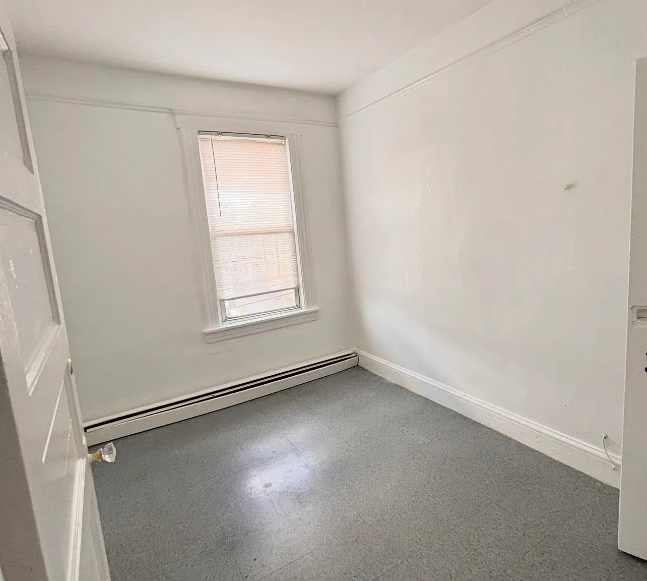 226-228 Ripley Pl — Photo 2