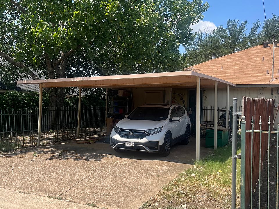 2nd image of 988 Meadow Cir S