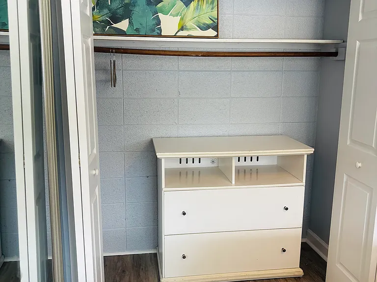 302 Lincoln Ave #7 — Photo 9