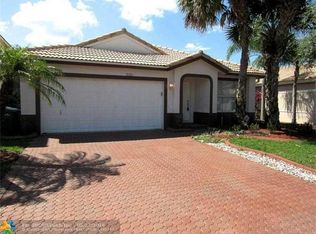 5524 NW 125th Ter, Coral Springs, FL 33076