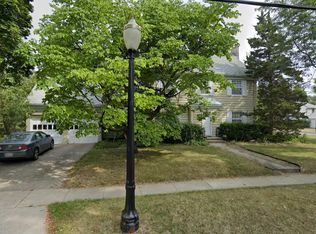 545 Elizabeth St, East Lansing, MI