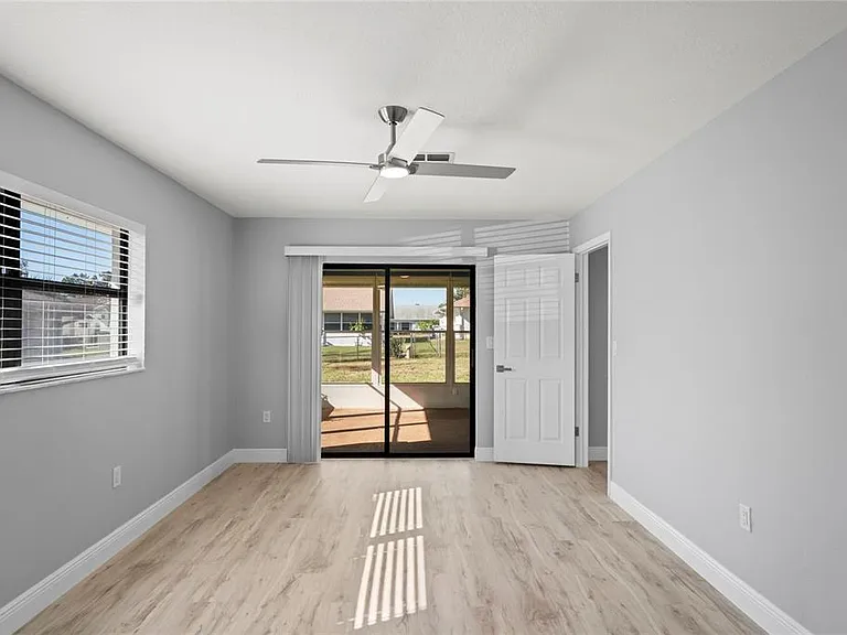 8312 Roxboro Dr — Photo 14