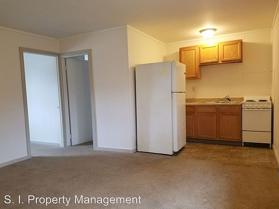 2nd image of 1300 Shomaker Dr APT 11