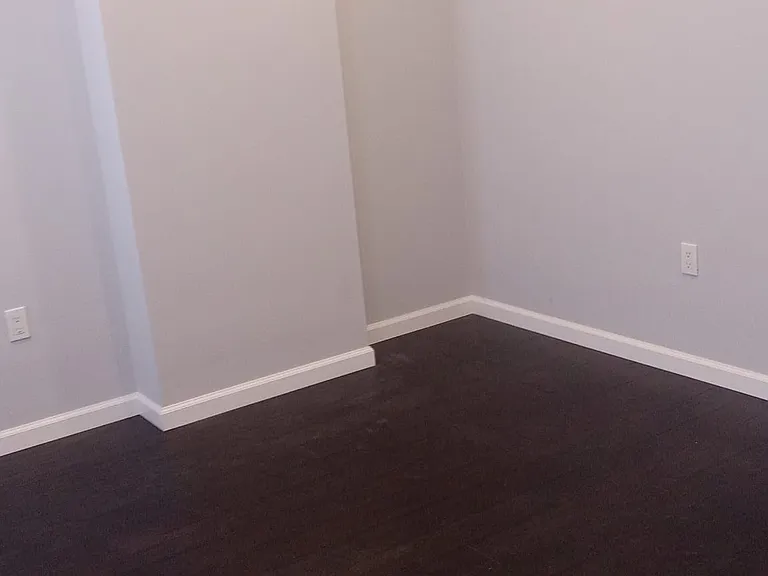 5600 Nelson St — Photo 3