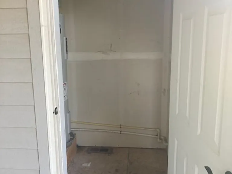 1406 N Fry Ln — Photo 18
