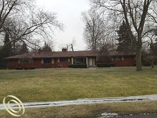 1st image of 31625 Belmont St
