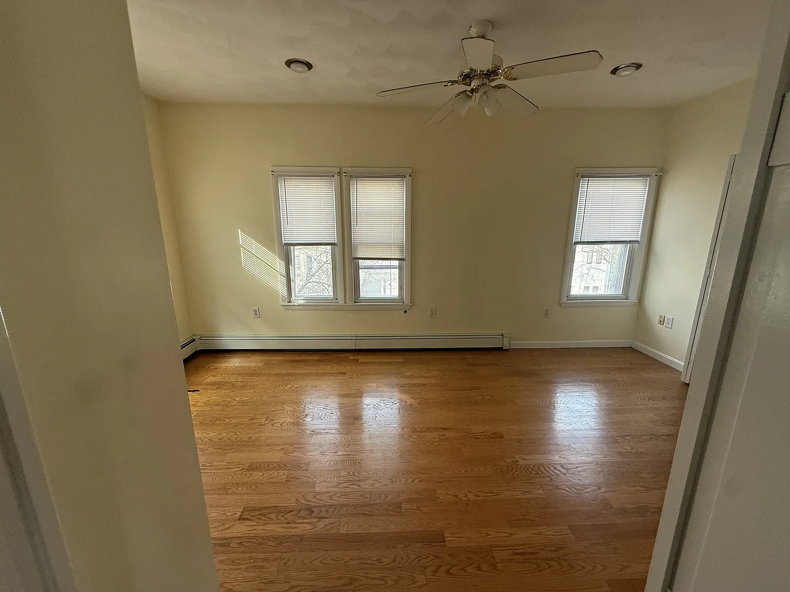 215 Lexington Street - 3 — Photo 3
