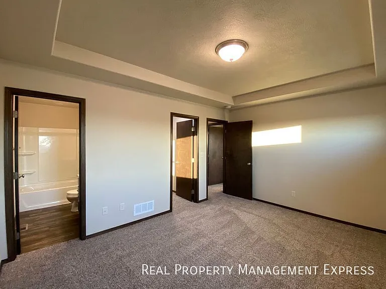 5822 S Whisper Creek Pl — Photo 14
