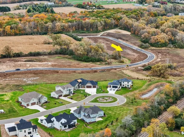 Lt90 RED HOLLY DRIVE, Germantown, WI 53022