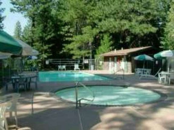 5th image of 11287 Holiday Dr