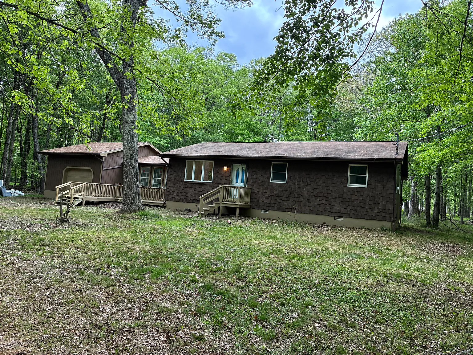 3 bed, 1200 sqft, $2,200 — Photo 1