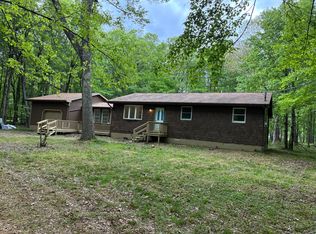 161 Deep Lake Rd, Long Pond, PA 18334