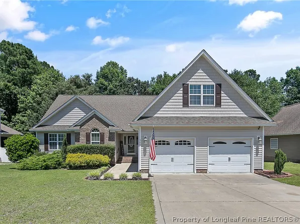 369 Regimental Dr, Cameron, NC 28326