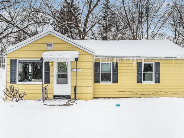 54057 Maple Lane Ave, South Bend, IN 46635