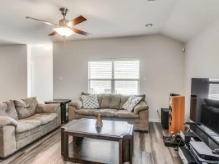 8921 Prairie Dawn Dr — Photo 13