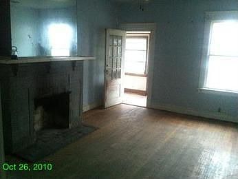 3rd image of 2701 Lochaven Blvd