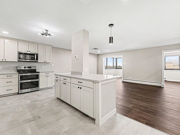 3rd image of 3131 E Alameda Ave #1503