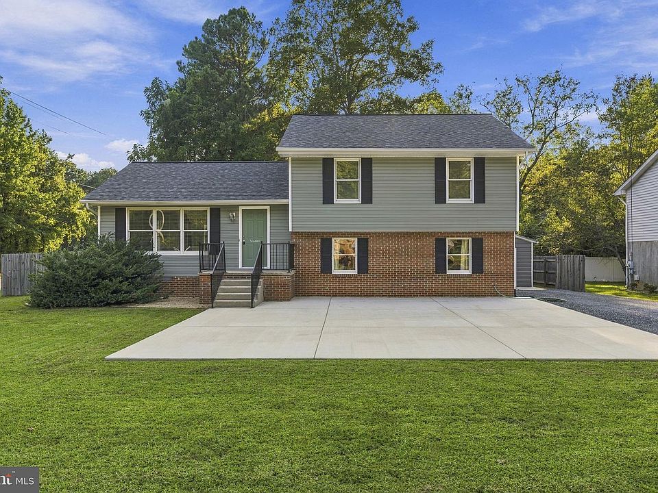 1st image of 22203 Lilac Way