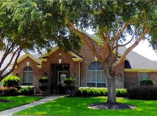 13006 Brynwood Ln, Sugar Land, TX 77498