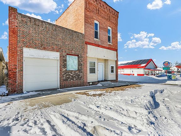 2nd image of 106 N Main St