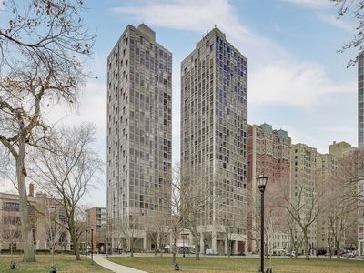 345 W Fullerton Pkwy APT 1706, Chicago, IL, 60614