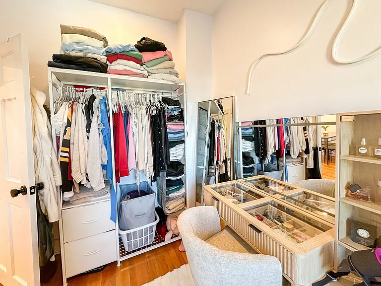 4 Viking St #2 — Photo 8