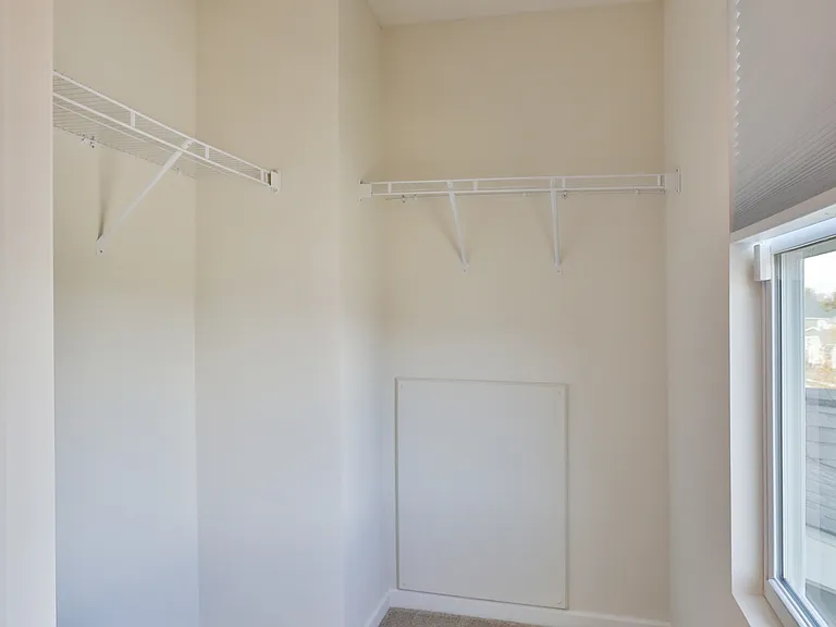 12009 Landon Dr — Photo 32