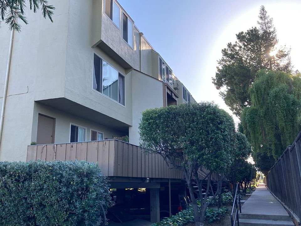 1st image of 340 Auburn Way APT 24