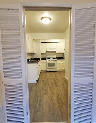 5th image of 14325 41st Ave #6
