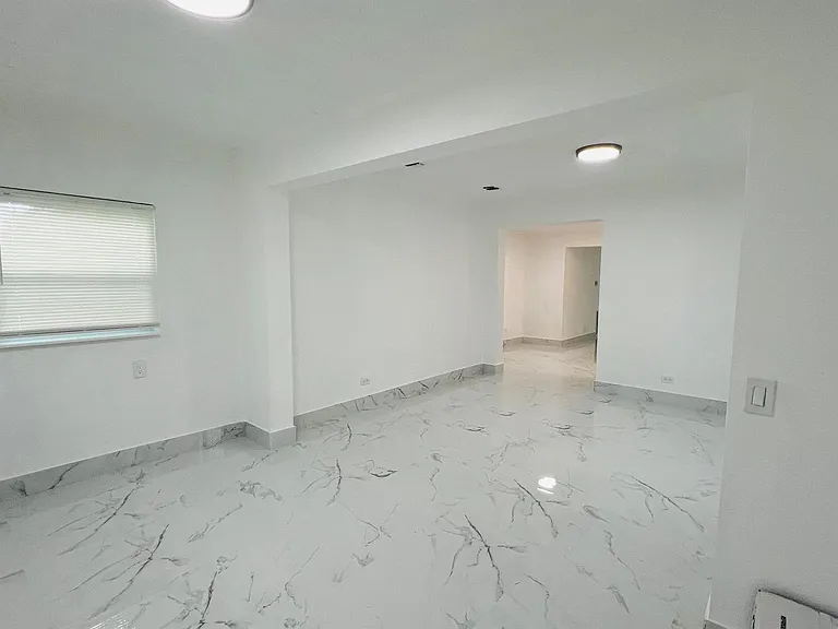525 NW 22nd Ave — Photo 22