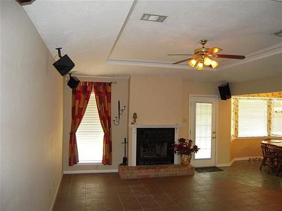 2nd image of 5775 Brett Ln