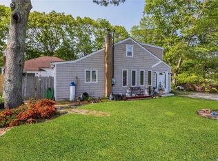 55 Jamaica Ave, Holtsville, NY 11742