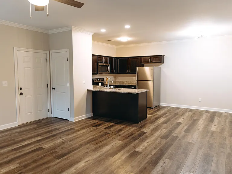 Laurel Ridge — Photo 13