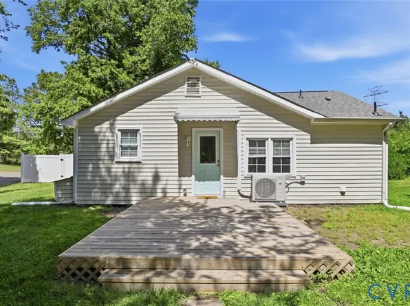 9261 Chester Rd, North Chesterfield, VA 23237