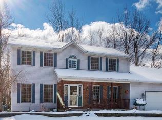 7762 Lupine Dr, Mentor, OH 44060