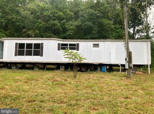 674 Cherry Run Rd, Hedgesville, WV 25427