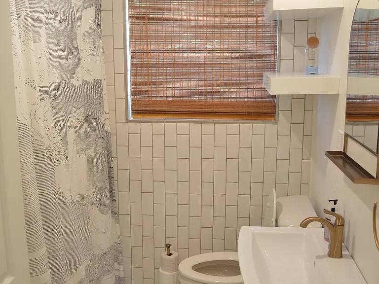 102 Valley Dr #2C — Photo 6