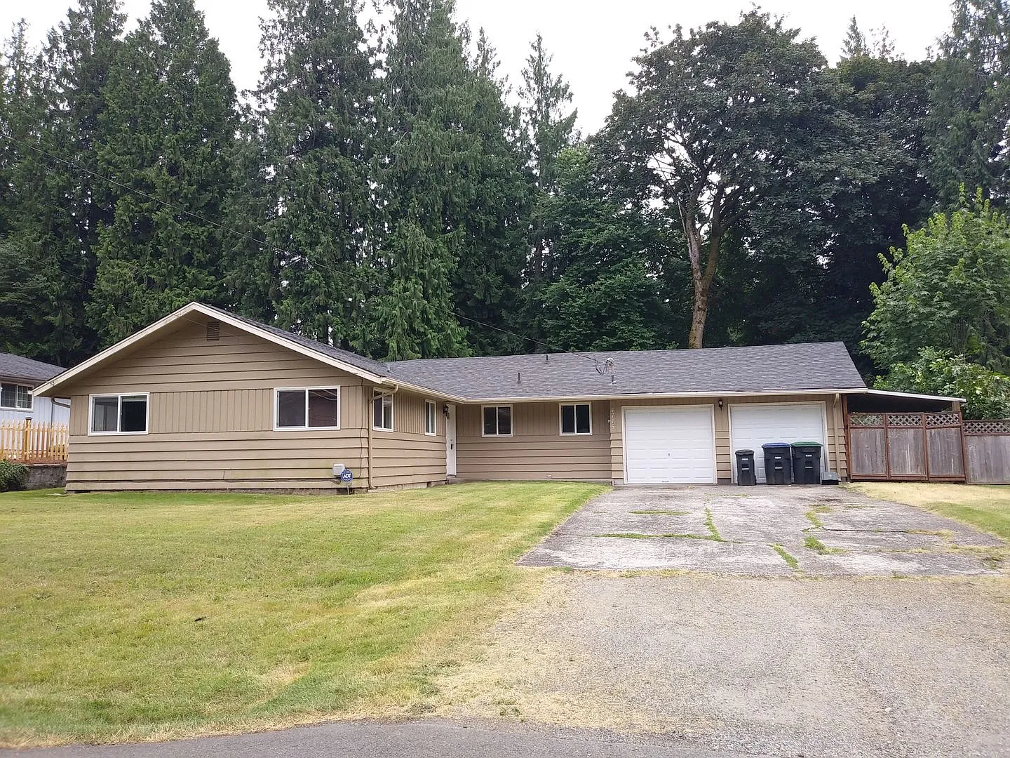 4715 25th Avenue SE — Photo 1
