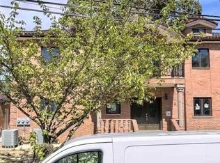 40-49 189th St FLOOR 1, Flushing, NY 11358