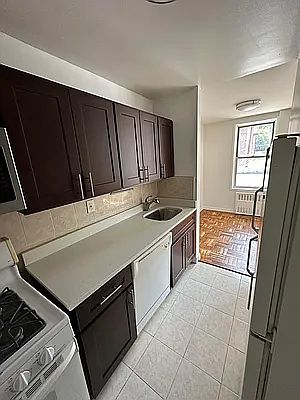 5th image of 111-45 76th Dr #D1