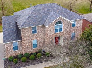 4503 Saratoga Woods Dr, Louisville, KY 40299