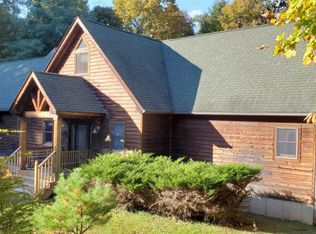 137 Bluestone Cir, Milford, PA 18337