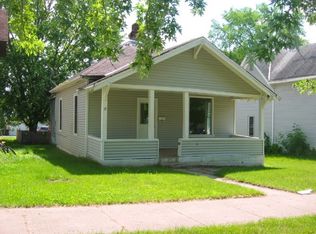216 6th St NE, Staples, MN 56479