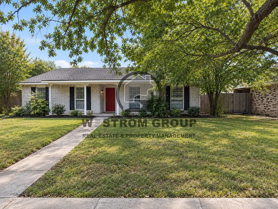 1204 W Spring Creek Pkwy